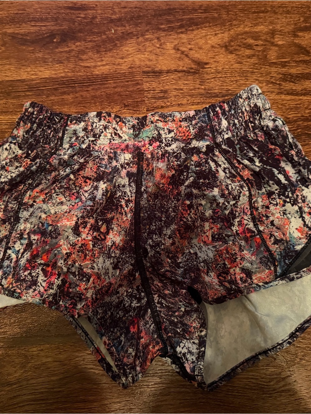 lululemon athletica Multicolor Abstract Print Athletic Shorts